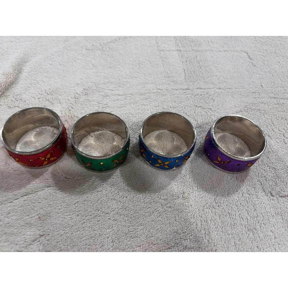 Pier 1 Napkin Rings Unisex OS Multicolor Good Glitter Nickel Plated Set of 4